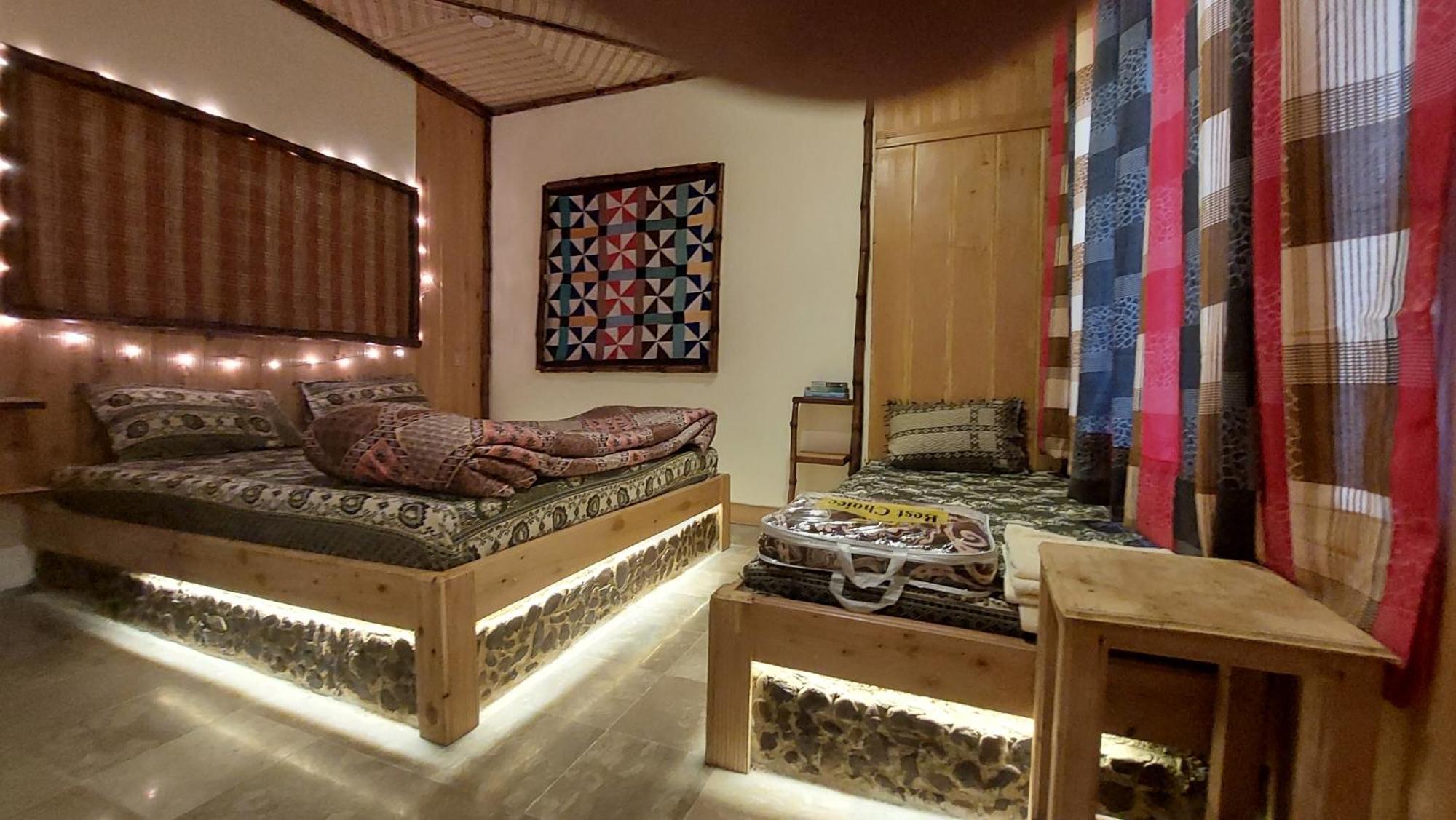 Khana Badosh Resort Kalam Esterno foto